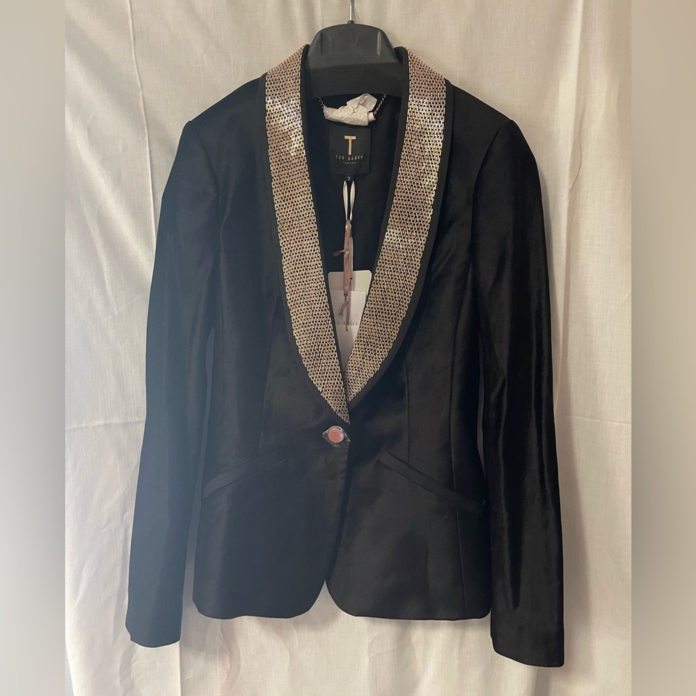 NWT Ted Baker London Black Kairaa Embellished Velvet Blazer, Size 2 (US), 6(UK)
